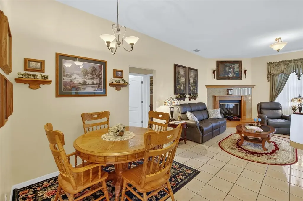 2316 Walden Place N Plant City FL 33566