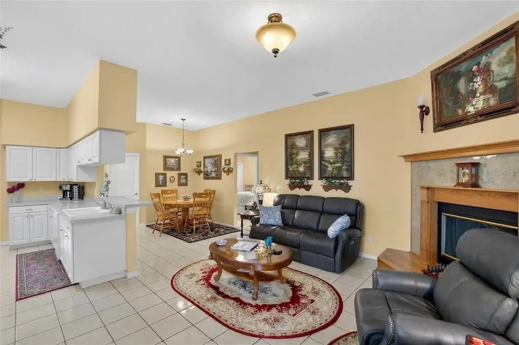 2316 Walden Place N Plant City FL 33566