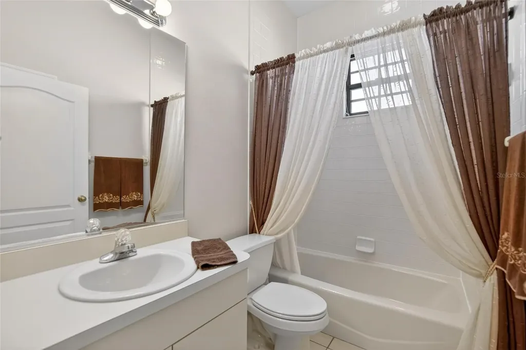 2316 Walden Place N Plant City FL 33566