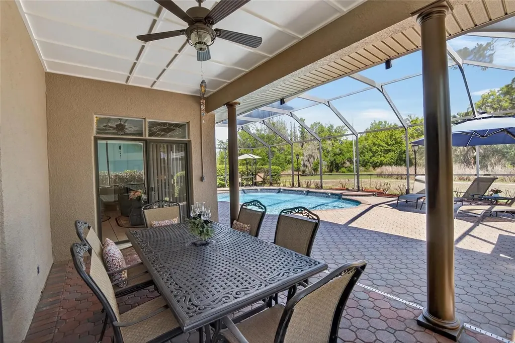 2316 Walden Place N Plant City FL 33566