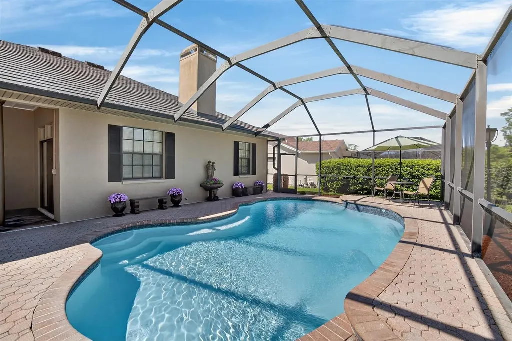 2316 Walden Place N Plant City FL 33566