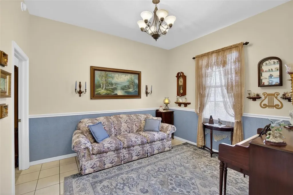 2316 Walden Place N Plant City FL 33566
