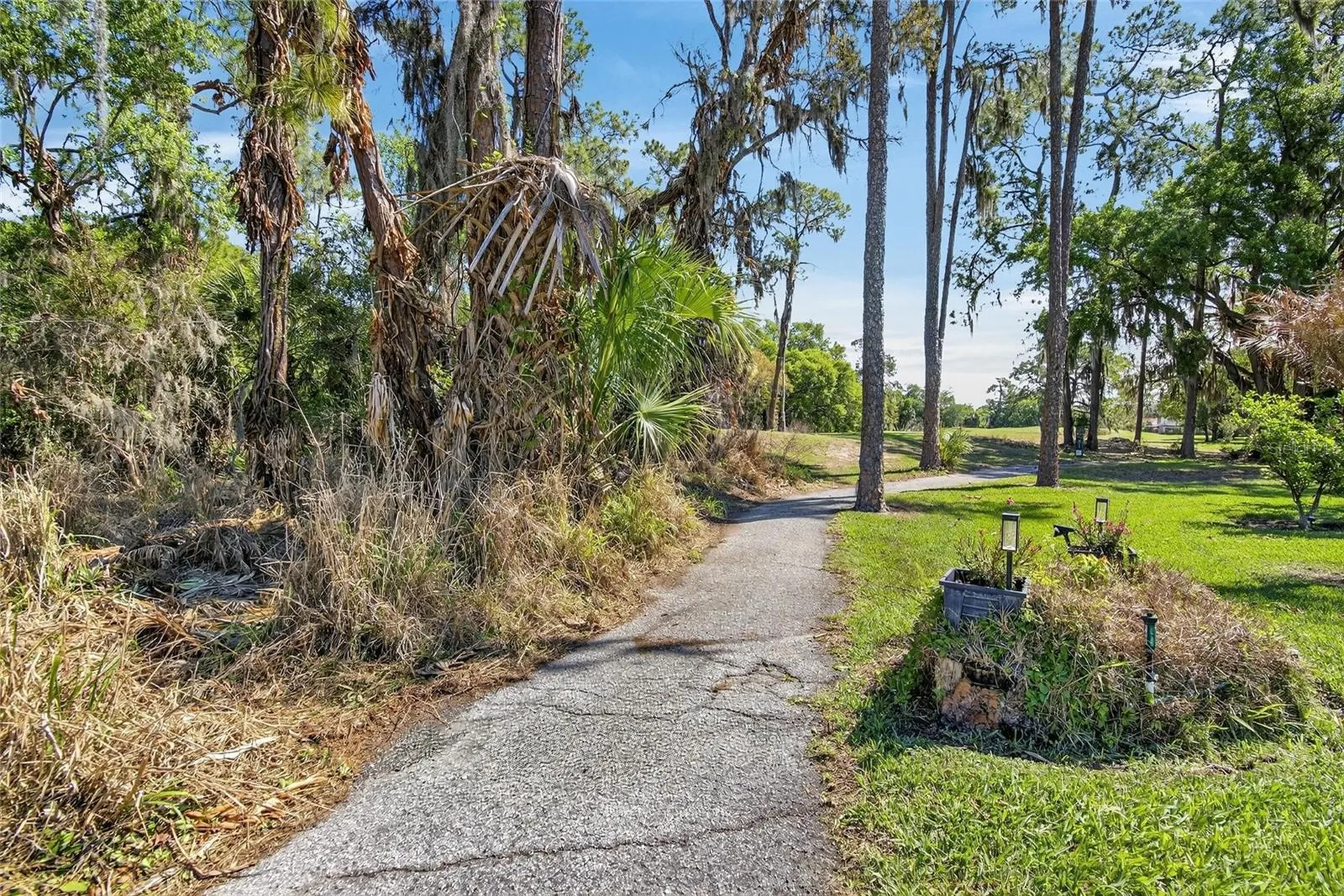 2316 Walden Place N Plant City FL 33566