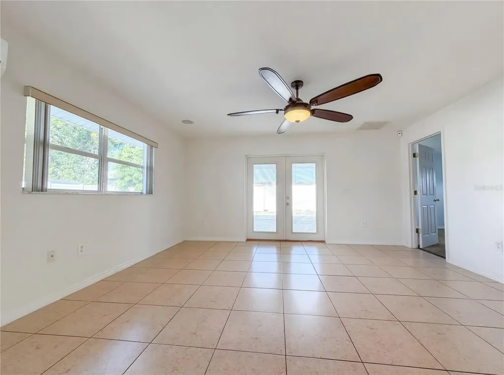 4013 52nd Street Court W Bradenton FL 34209