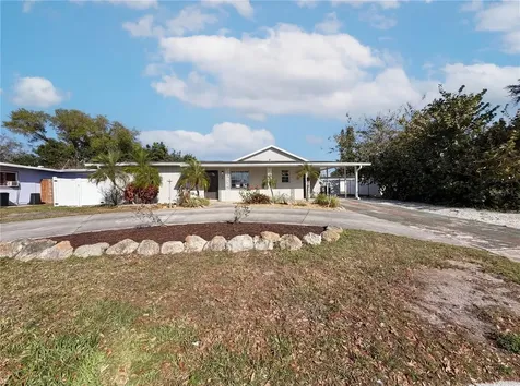 4013 52nd Street Court W Bradenton FL 34209