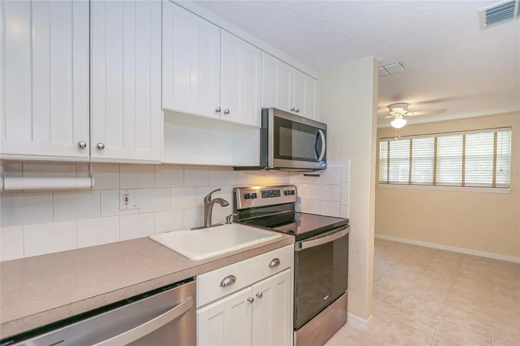 330 5th Avenue N Safety Harbor FL 34695