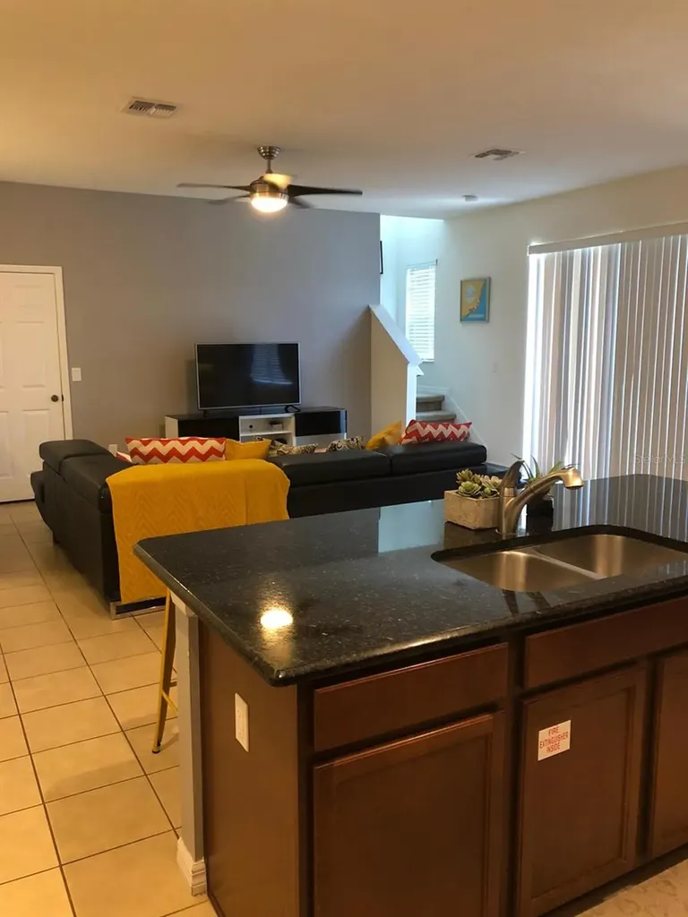 921 Las Fuentes Drive Kissimmee FL 34747