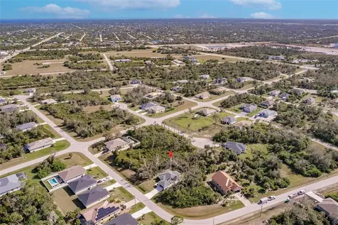 173 Haddock Drive Rotonda West FL 33947