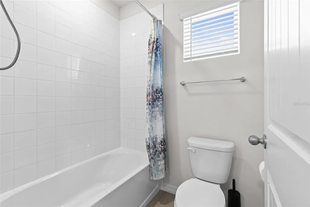 484 Baroness Way Deland FL 32724