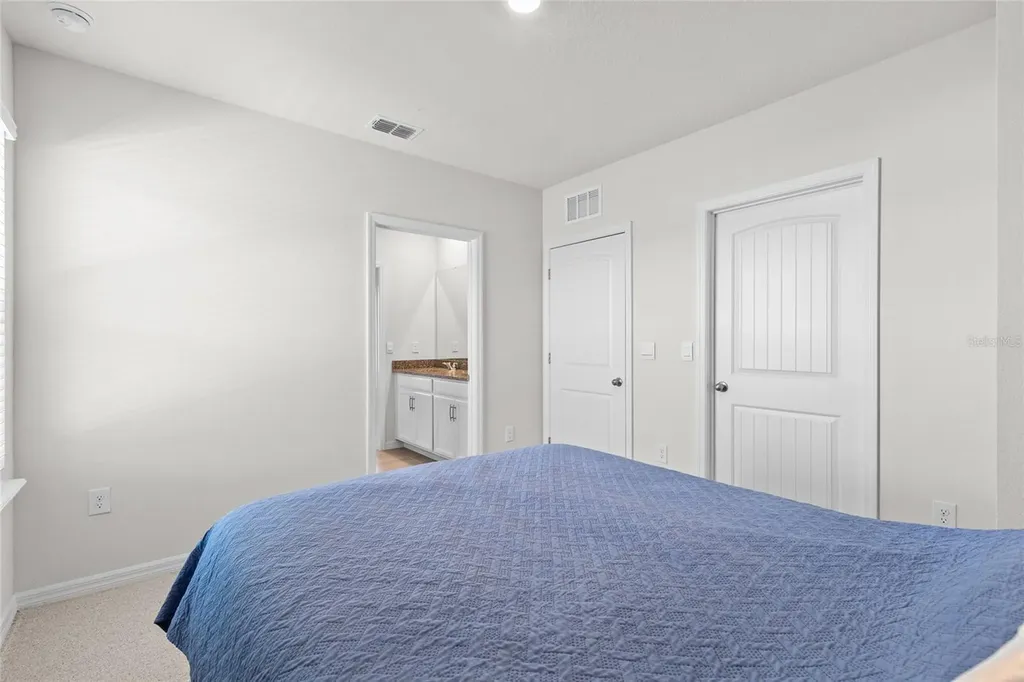 484 Baroness Way Deland FL 32724