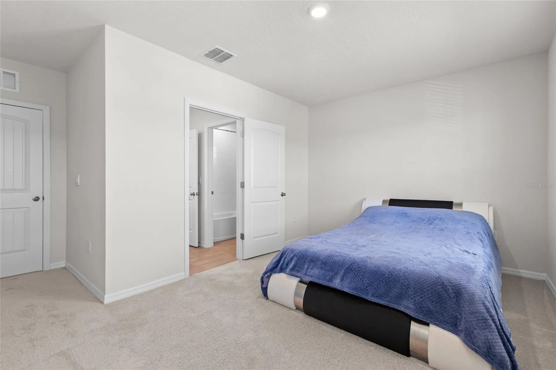484 Baroness Way Deland FL 32724