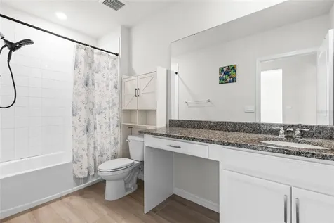 484 Baroness Way Deland FL 32724