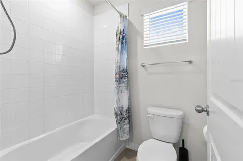 484 Baroness Way Deland FL 32724