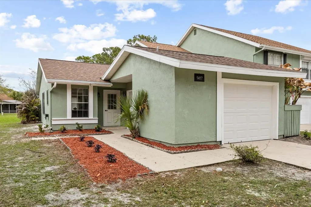 1417 SE Rivergreen Circle Port St Lucie FL 34952