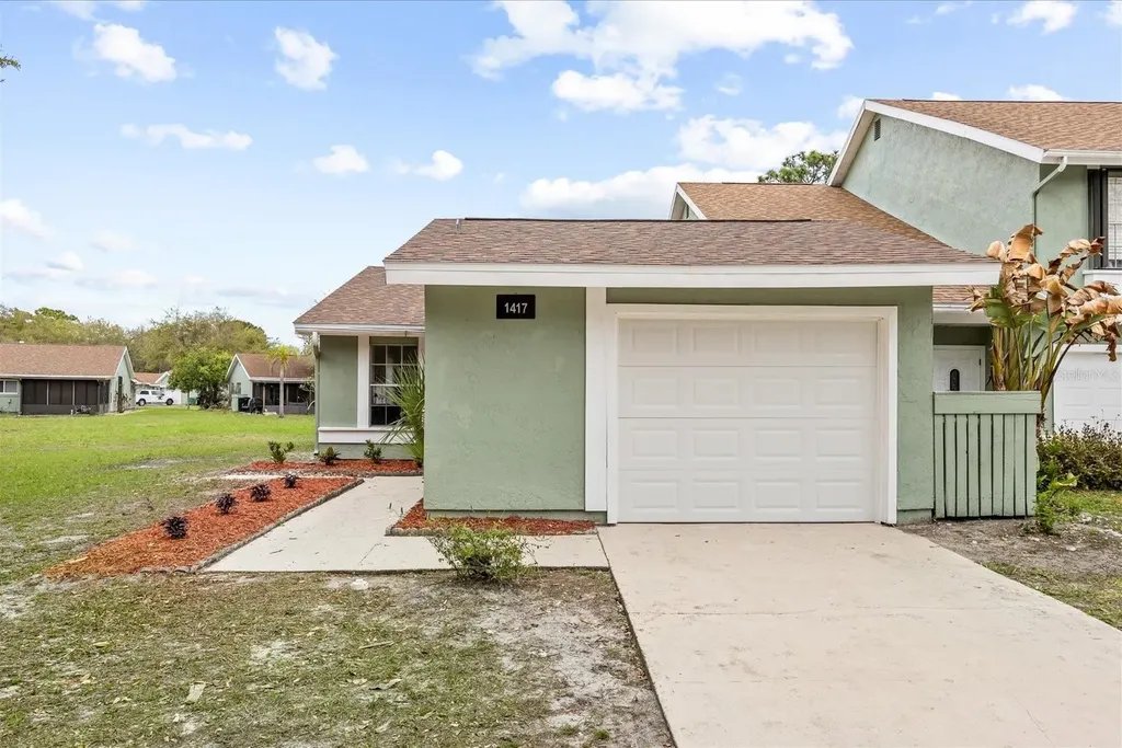 1417 SE Rivergreen Circle Port St Lucie FL 34952