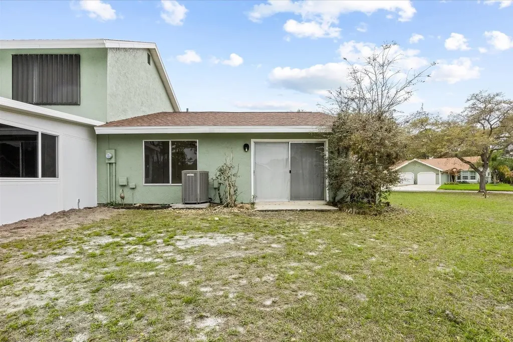 1417 SE Rivergreen Circle Port St Lucie FL 34952