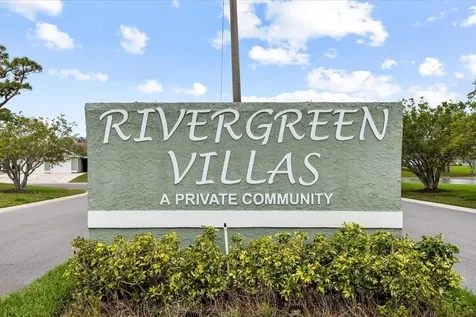 1417 SE Rivergreen Circle Port St Lucie FL 34952