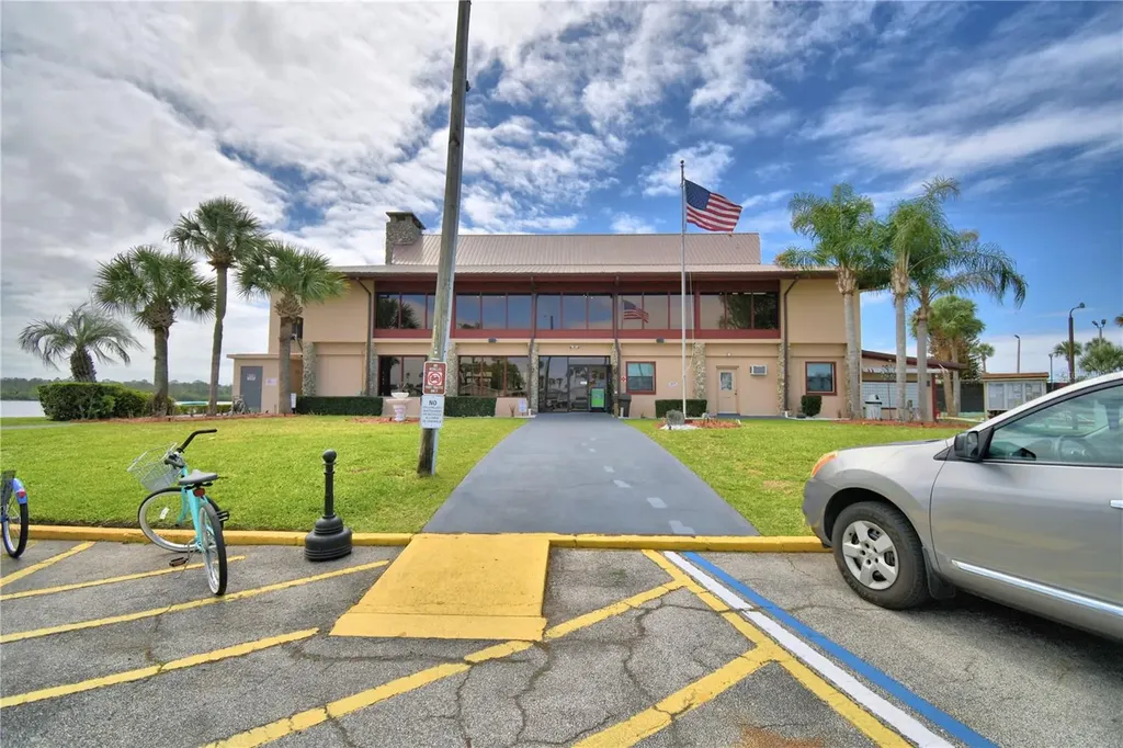 9000 Us Highway 192 Clermont FL 34714