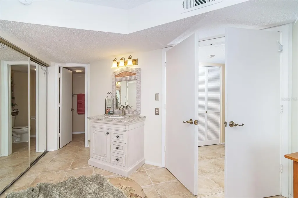 19505 Quesada Avenue Port Charlotte FL 33948