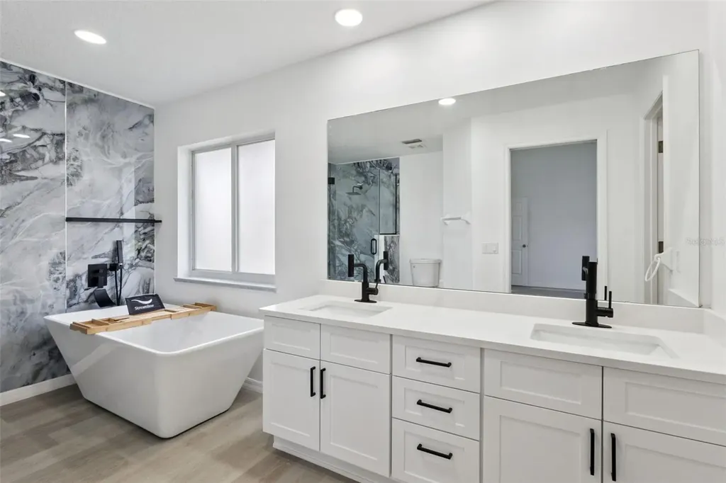 5729 King James Avenue Leesburg FL 34748