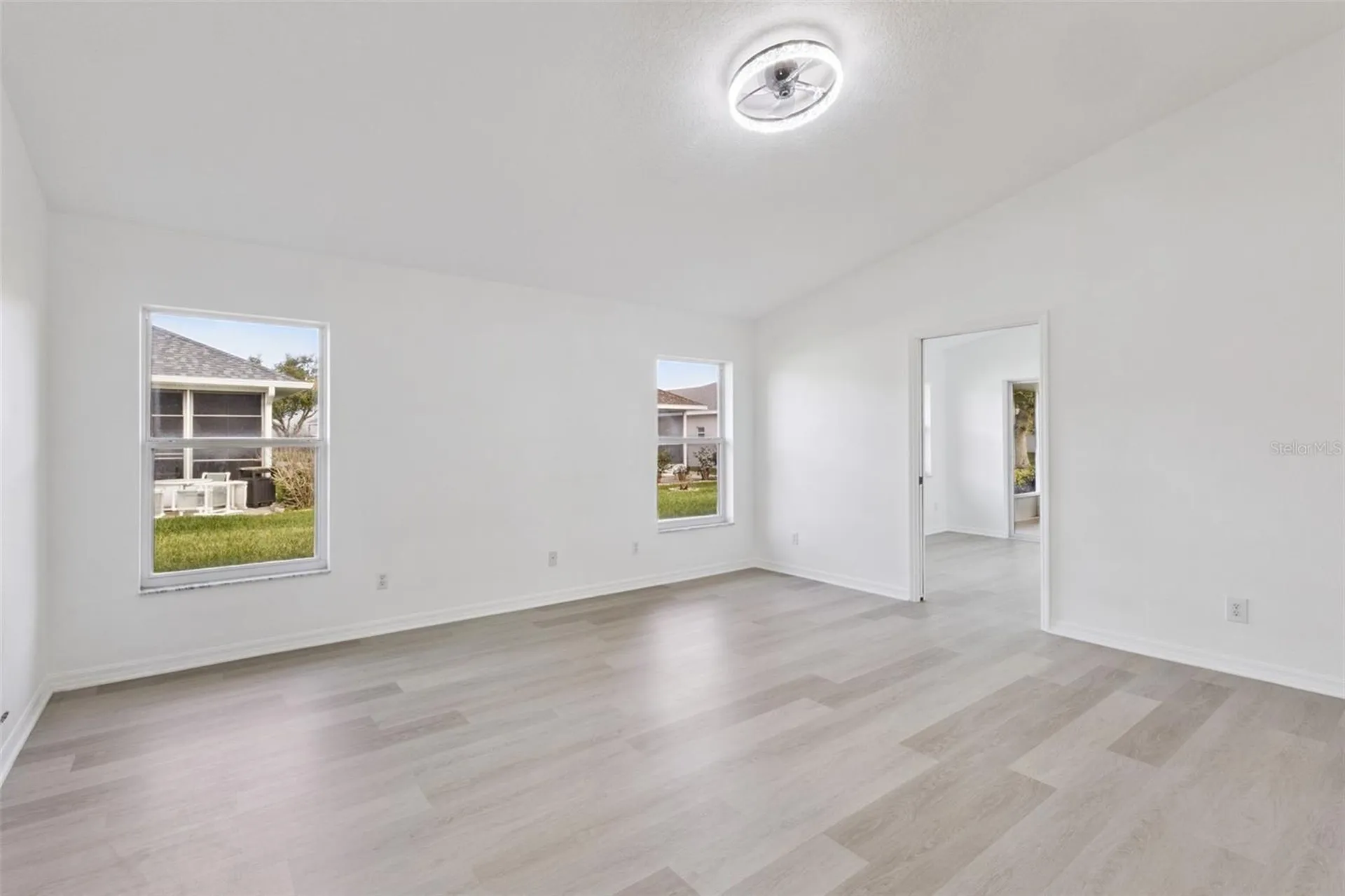 5729 King James Avenue Leesburg FL 34748