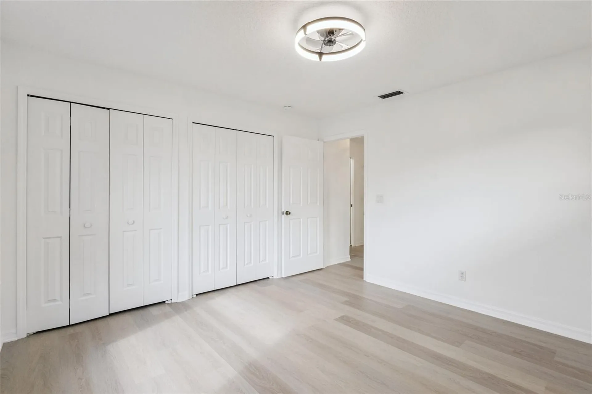 5729 King James Avenue Leesburg FL 34748