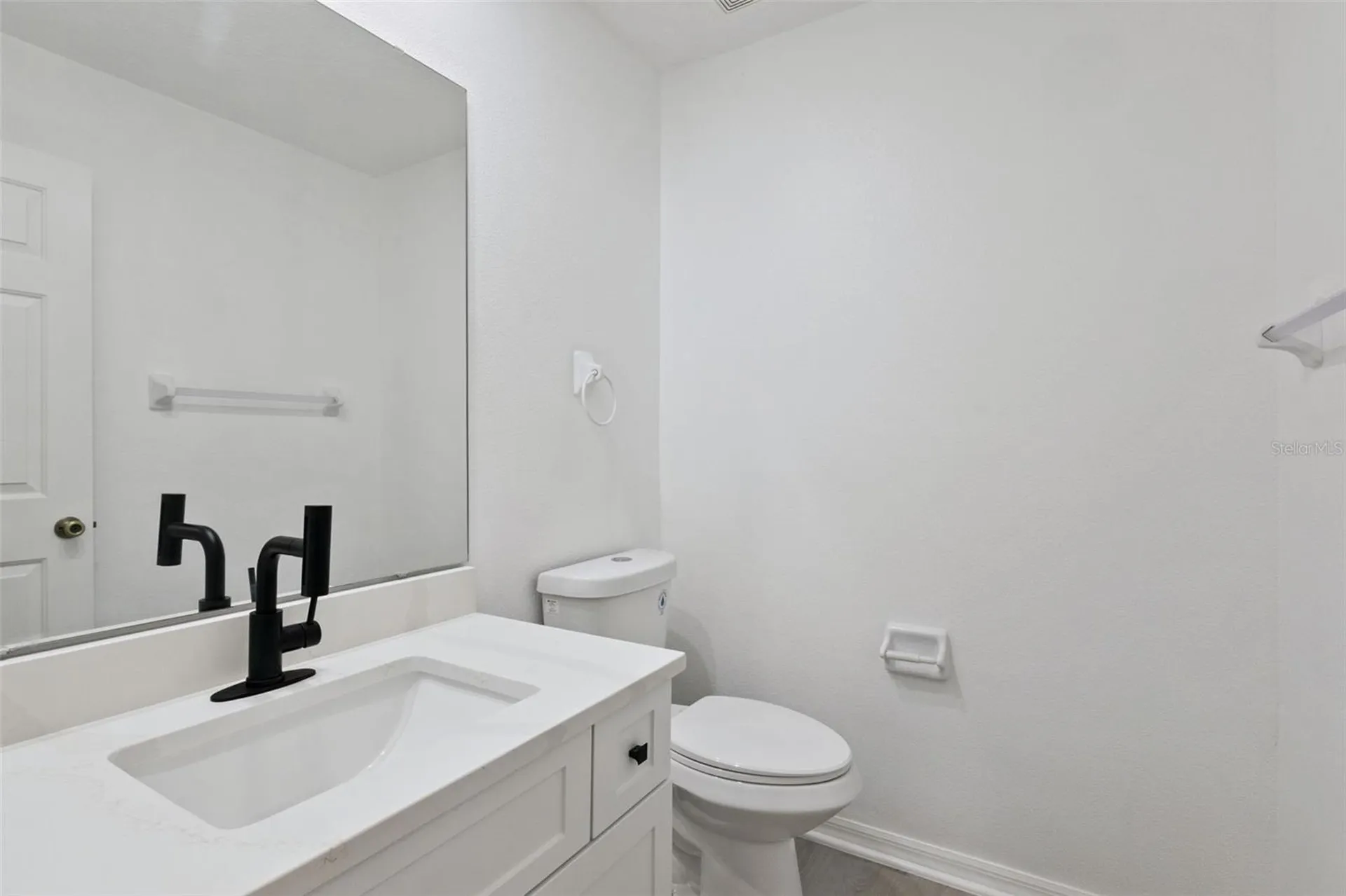 5729 King James Avenue Leesburg FL 34748