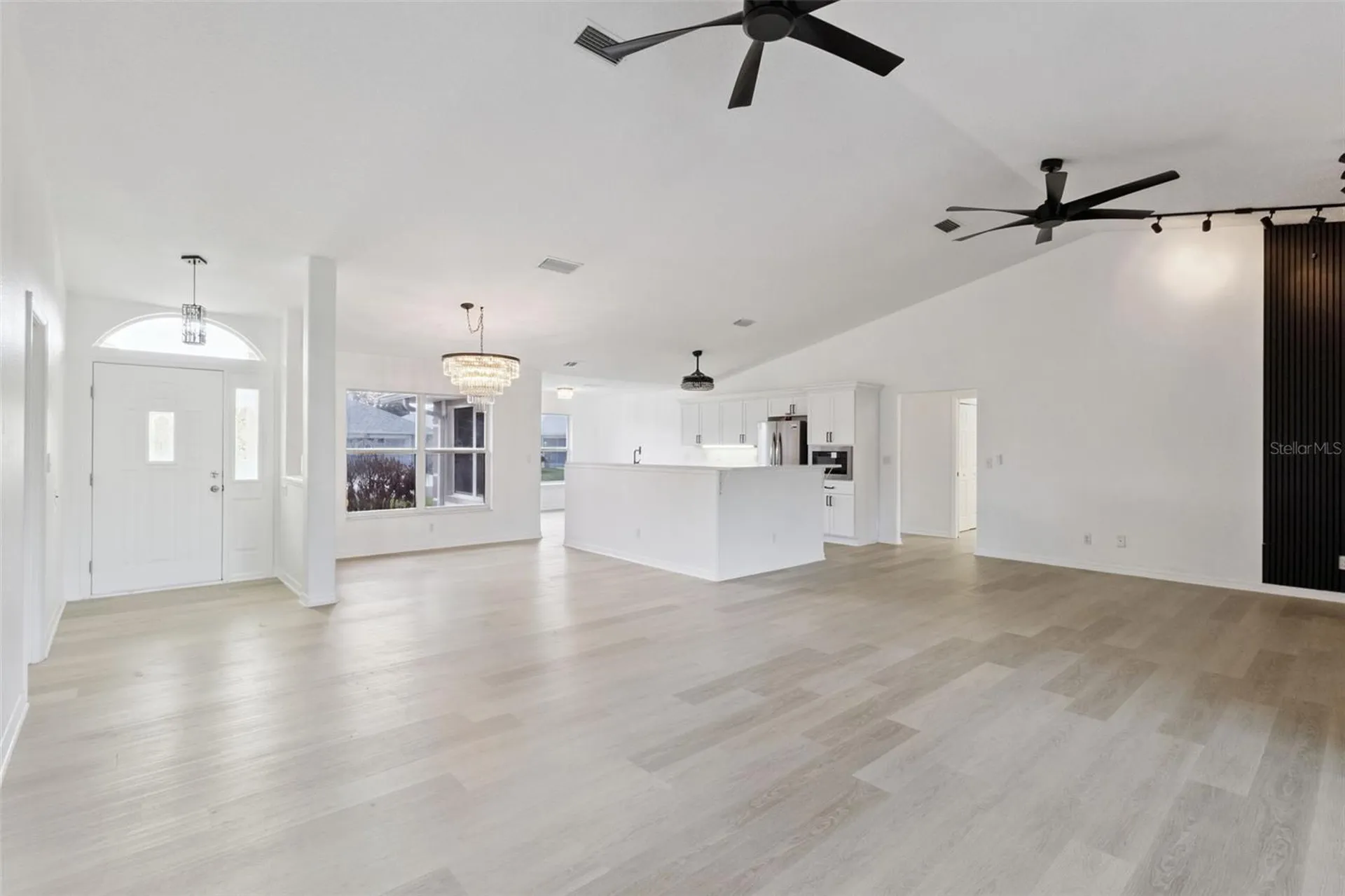 5729 King James Avenue Leesburg FL 34748