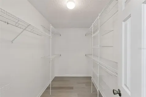 5729 King James Avenue Leesburg FL 34748