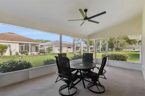 5729 King James Avenue Leesburg FL 34748