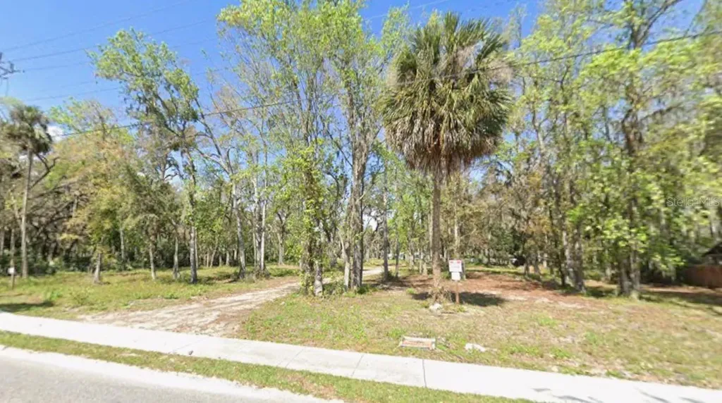 Brentwood Drive Daytona Beach FL 32117