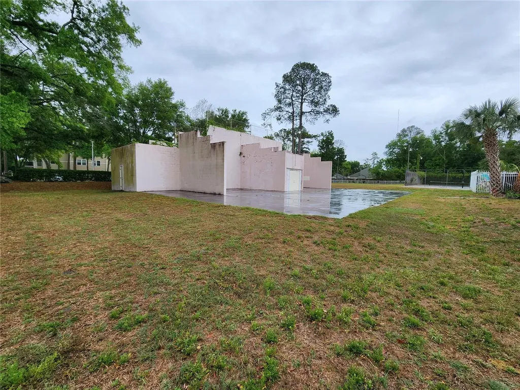 501 SW 75 Street Gainesville FL 32607