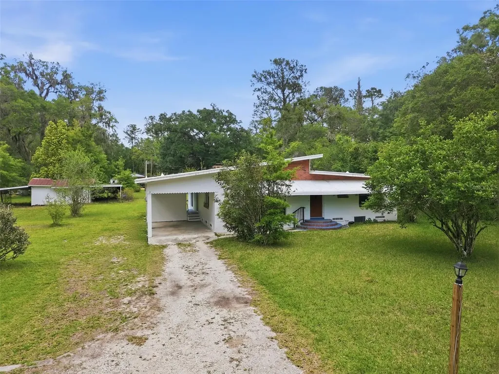 19303 Fort Dade Avenue Brooksville FL 34601