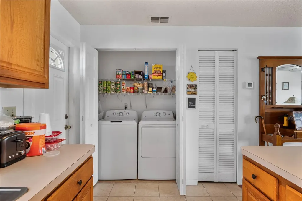 1435 Thousand Roses Drive N Lake Wales FL 33853