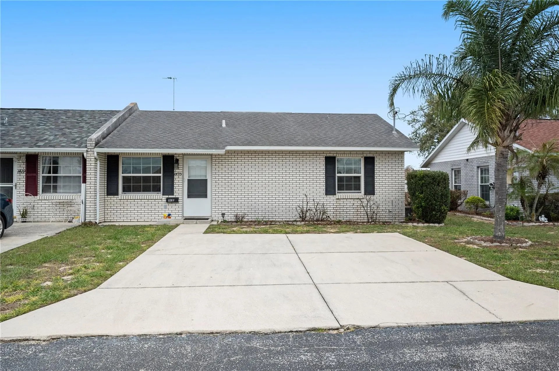 1435 Thousand Roses Drive N Lake Wales FL 33853