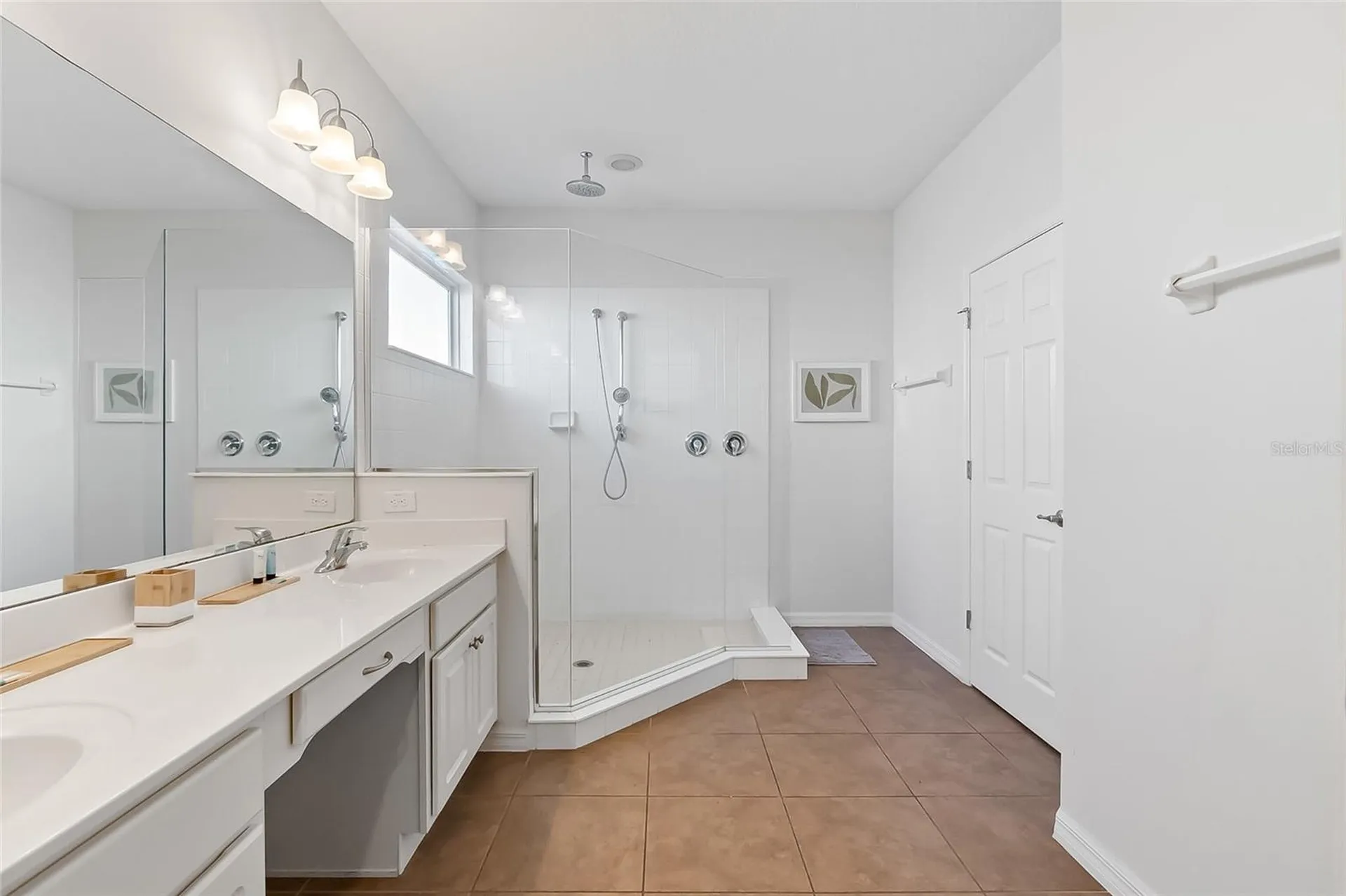 4445 Shiva Loop Kissimmee FL 34746