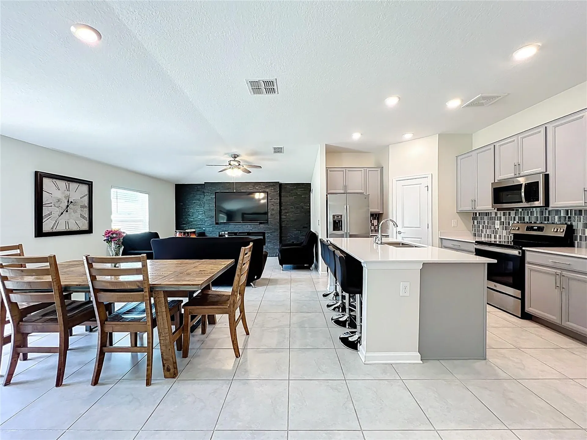 16486 Champlain Street Clermont FL 34714