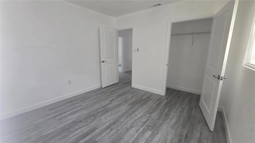 2827 16th Avenue S St Petersburg FL 33712