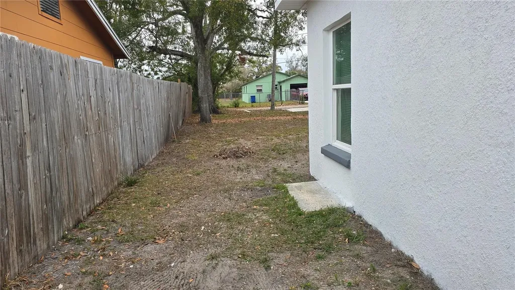 2827 16th Avenue S St Petersburg FL 33712