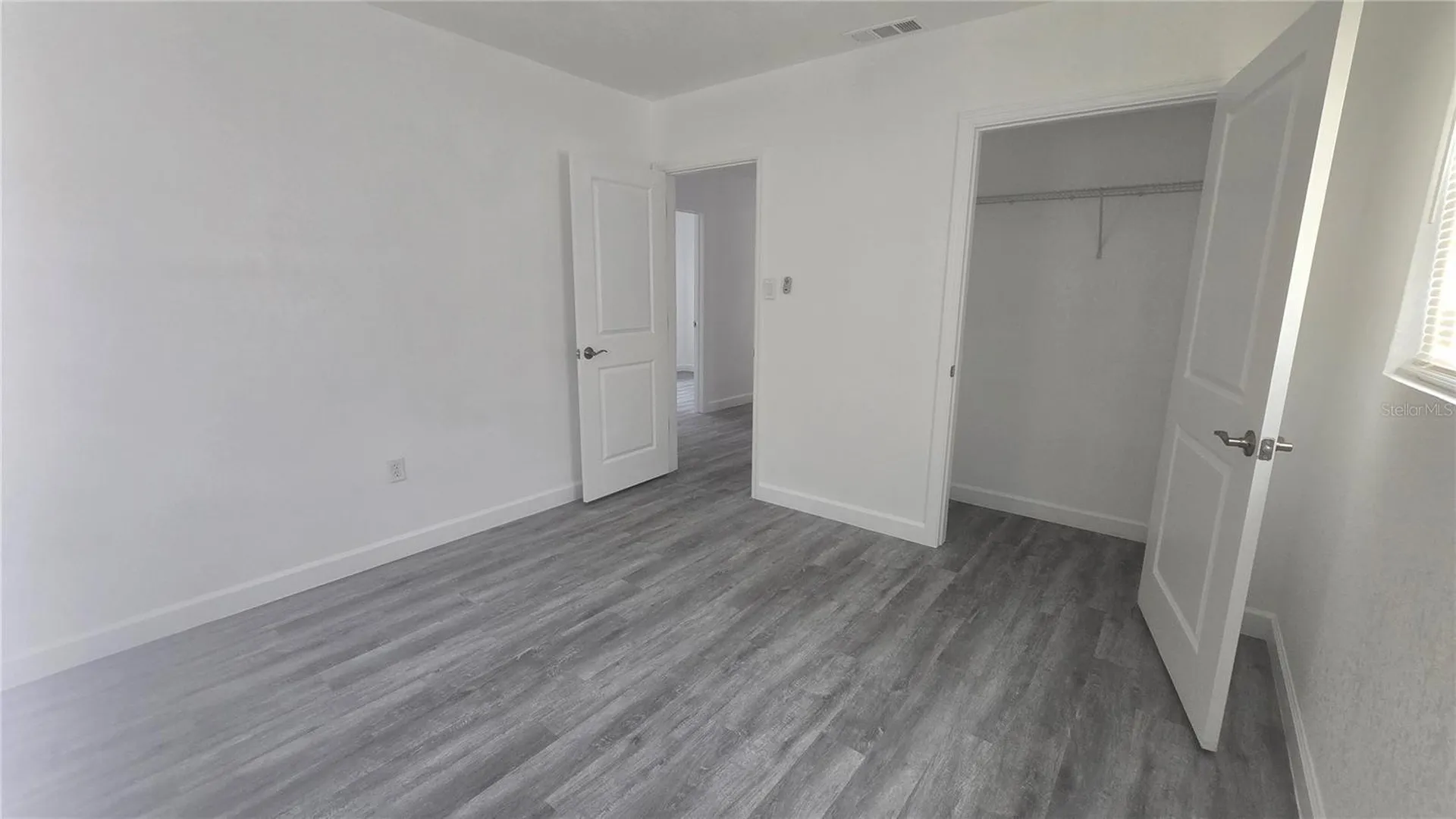 2827 16th Avenue S St Petersburg FL 33712