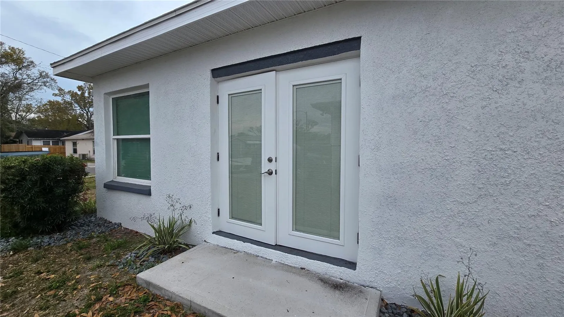 2827 16th Avenue S St Petersburg FL 33712