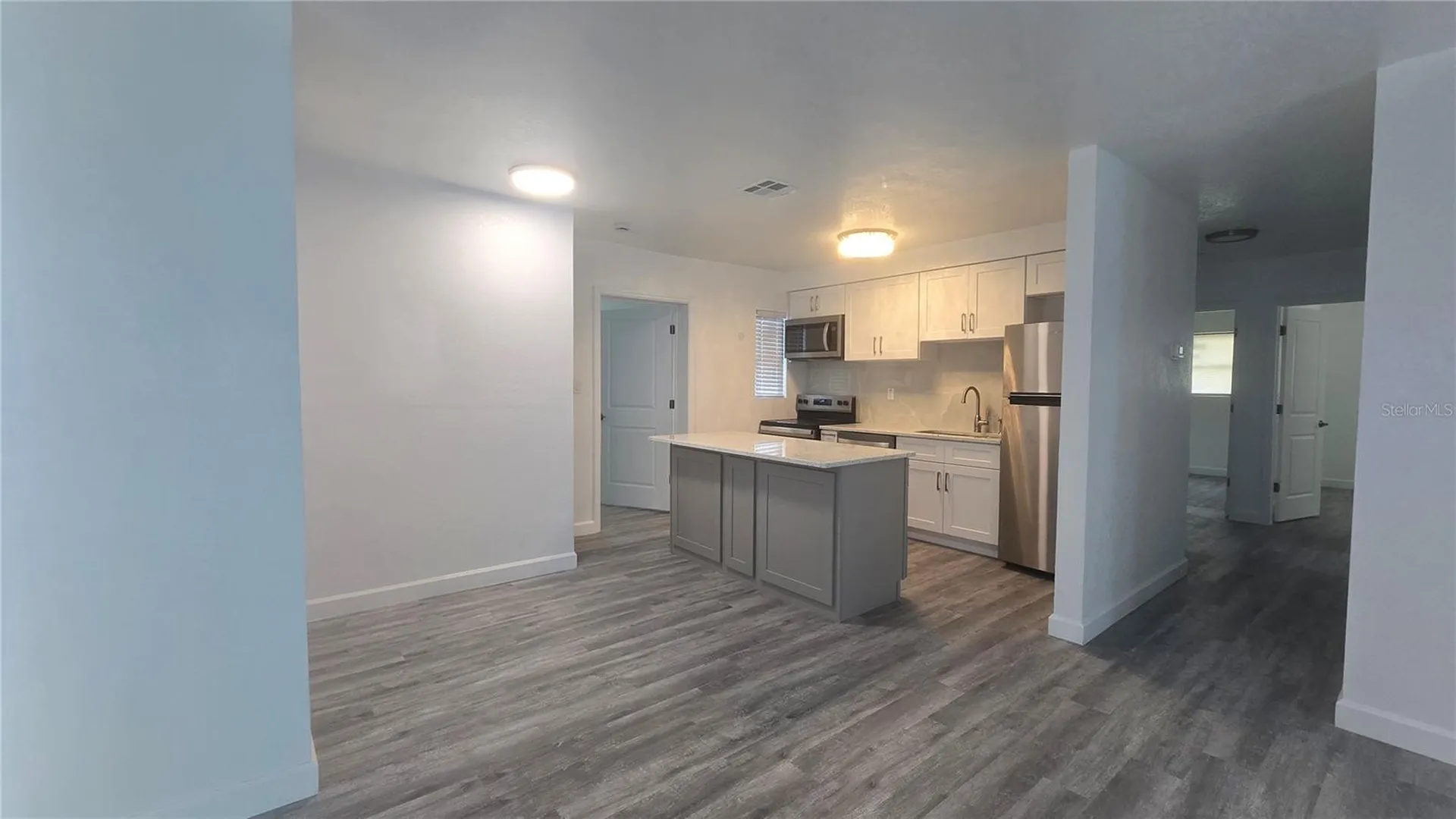 2827 16th Avenue S St Petersburg FL 33712