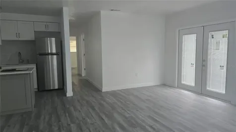 2827 16th Avenue S St Petersburg FL 33712