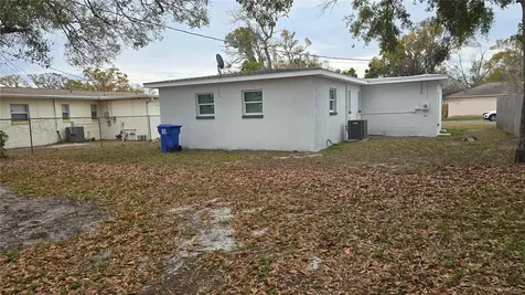 2827 16th Avenue S St Petersburg FL 33712
