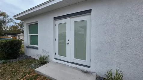 2827 16th Avenue S St Petersburg FL 33712