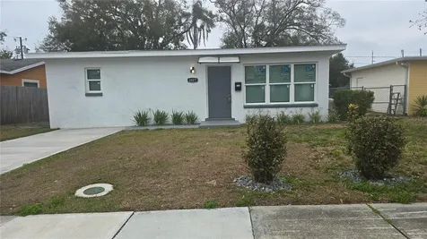 2827 16th Avenue S St Petersburg FL 33712