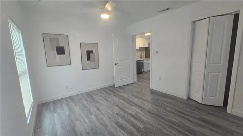 2827 16th Avenue S St Petersburg FL 33712