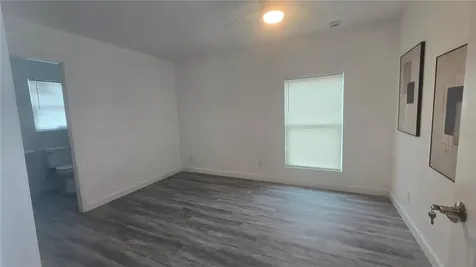 2827 16th Avenue S St Petersburg FL 33712