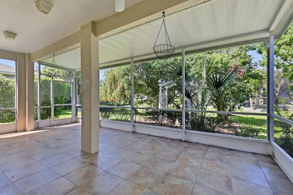 5006 45th Street W Bradenton FL 34210