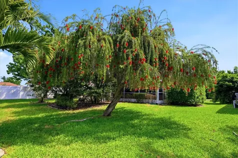 5006 45th Street W Bradenton FL 34210